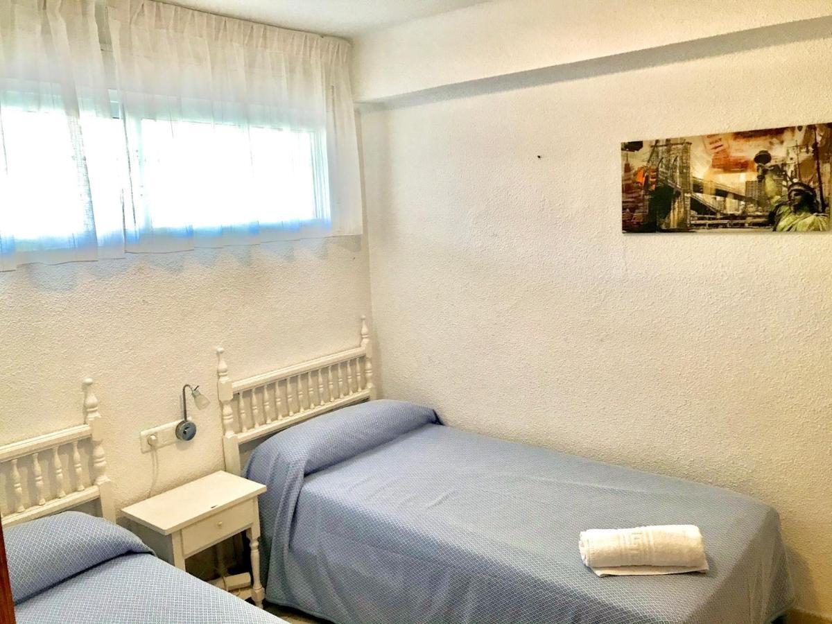 Los Ranchos Levante Apartment Бенідорм Екстер'єр фото